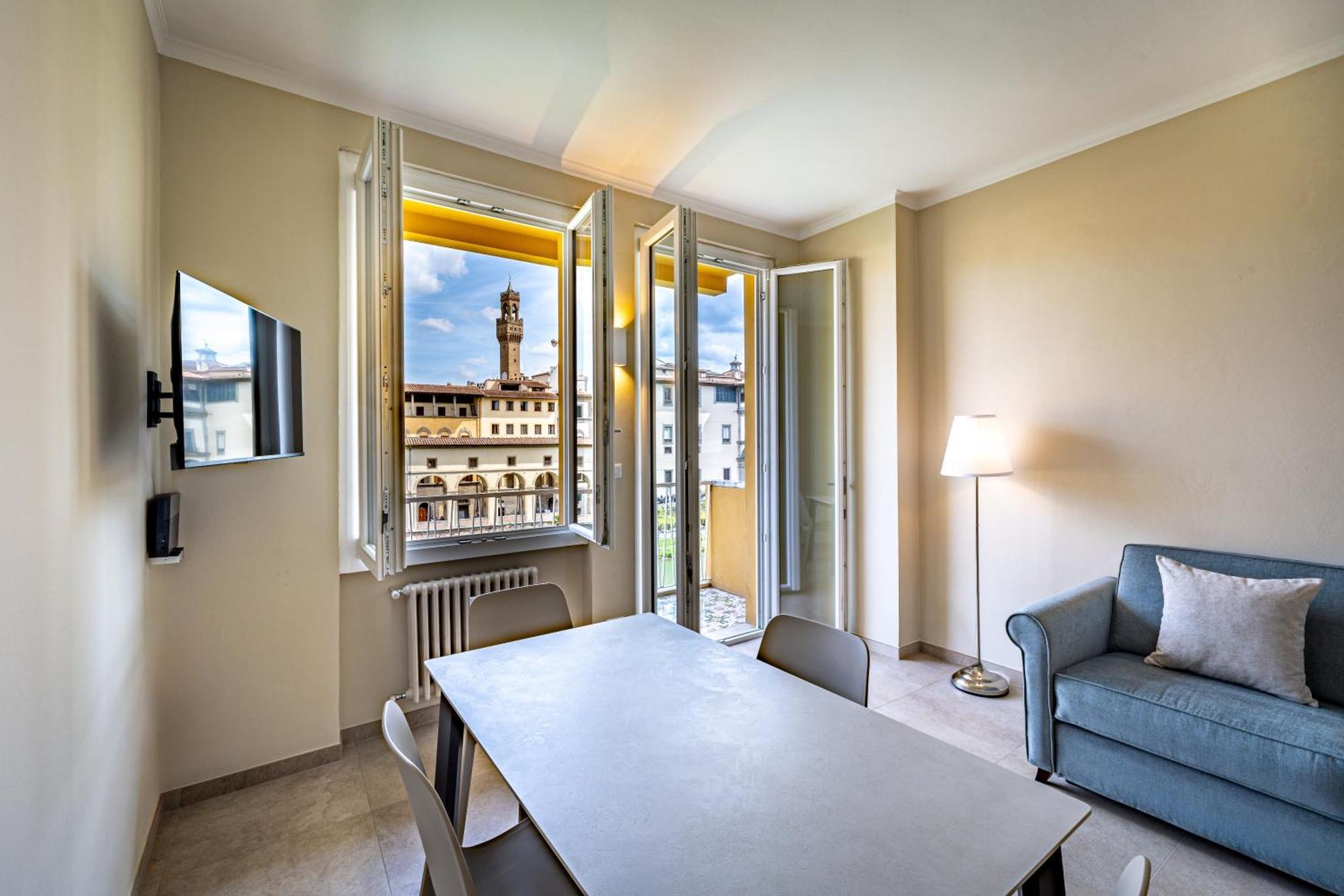 Yd Balcony On Pontevecchio View Lejlighed Firenze Eksteriør billede